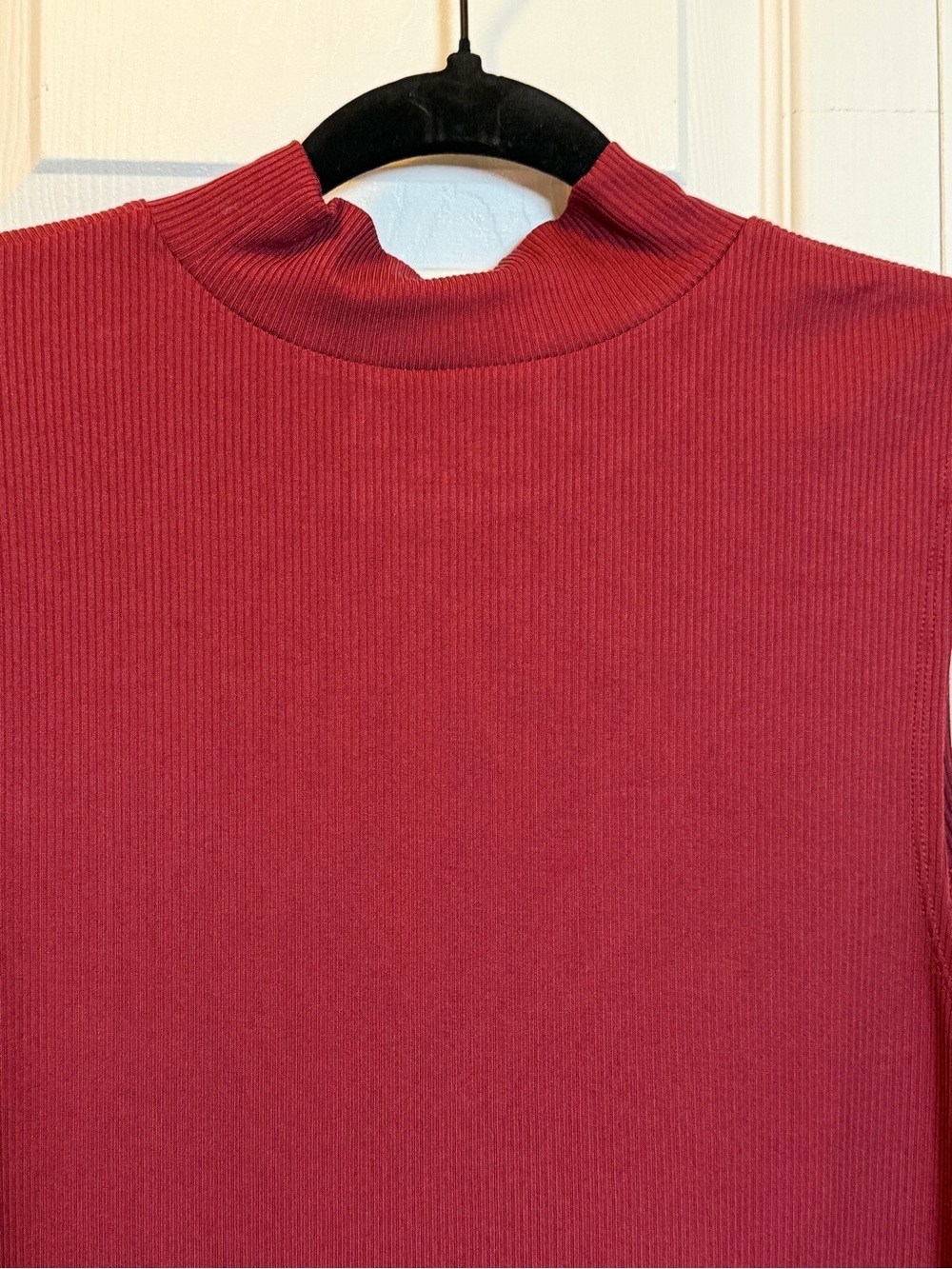 No Boundaries Burgundy Ribbed Mock Neck Sleeveless Top XXL 19 Stretch - Picture 2 of 6